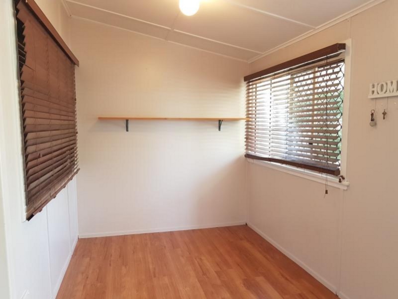 8 Thornton Street, Park Avenue QLD 4701